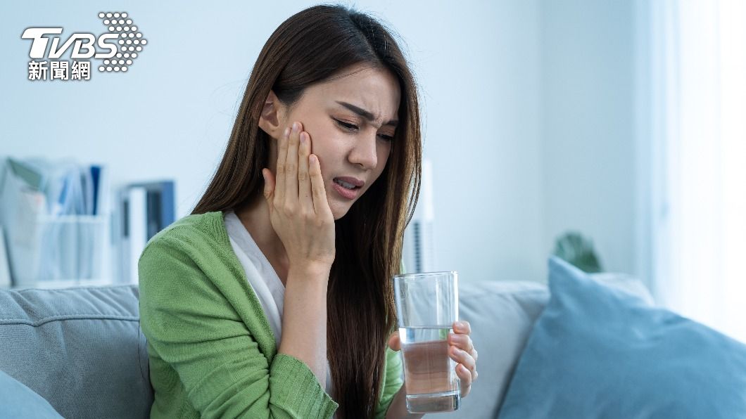 牙痛讓人感到崩潰。(示意圖/shutterstock達志影像)