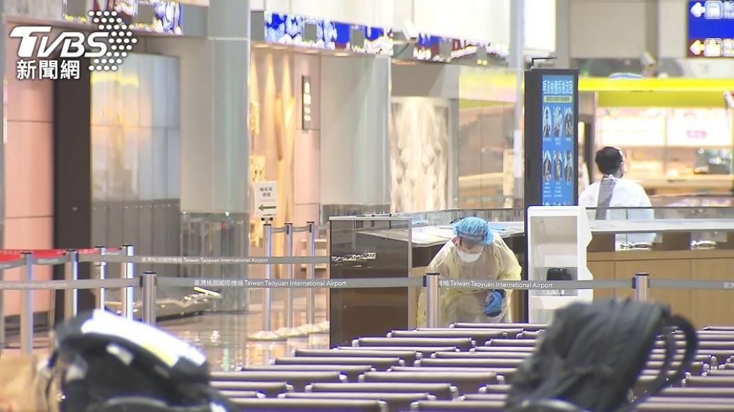 國門解封 王必勝視察動線及快篩發放準備狀況