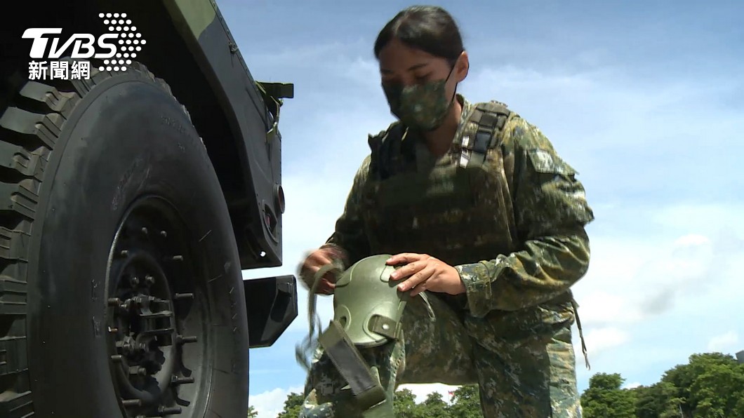全國有將近5成民眾同意「女性服兵役」。（示意圖／TVBS資料畫面）