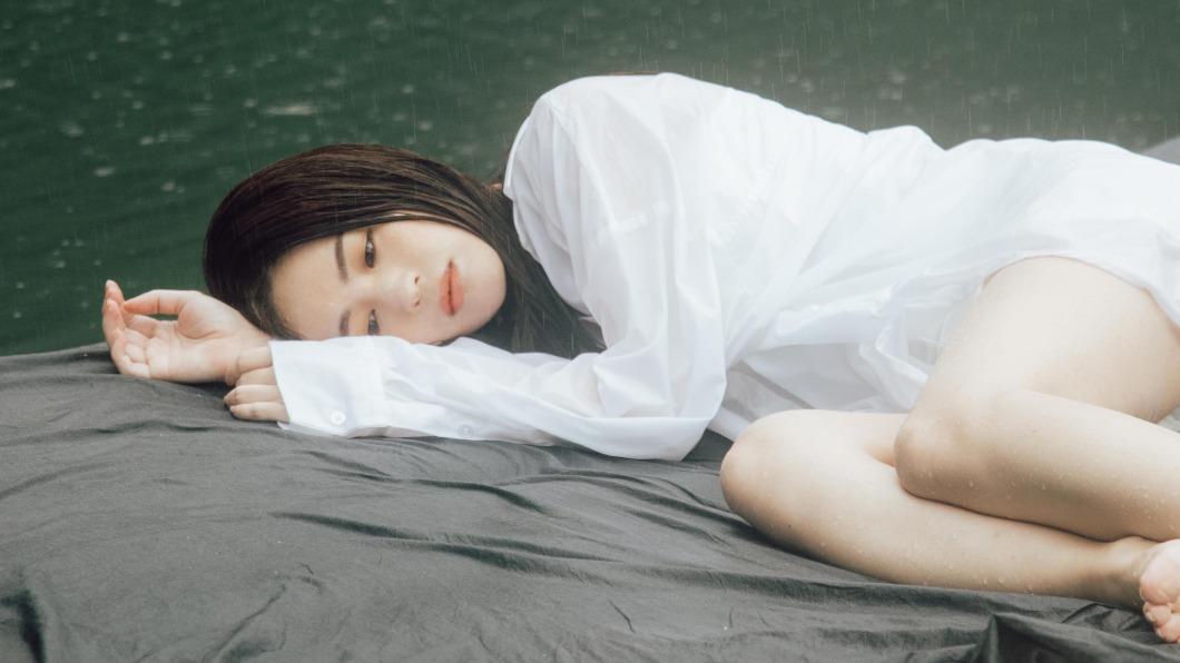 狼人殺女神床照流出!驚見「衣服全透明」 羞喊:值得了