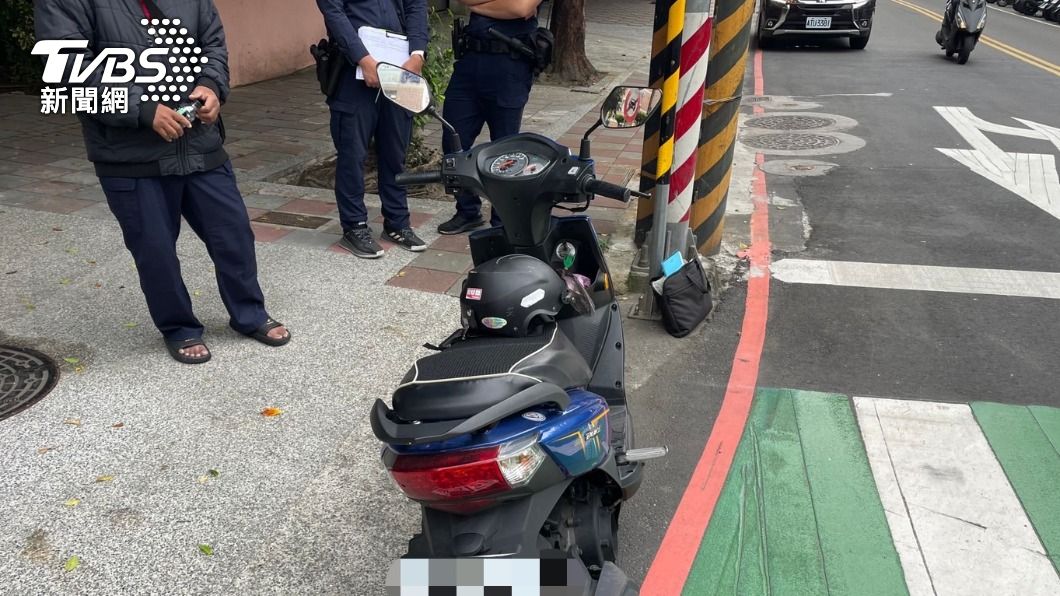 員警表示是前一天晚上酒沒退。（圖／TVBS）