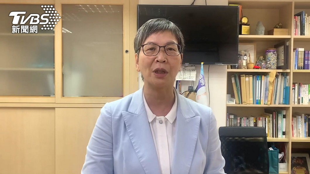 審定書未出爐蔡壁如就辭立委 柯文哲認了是他要求先止血