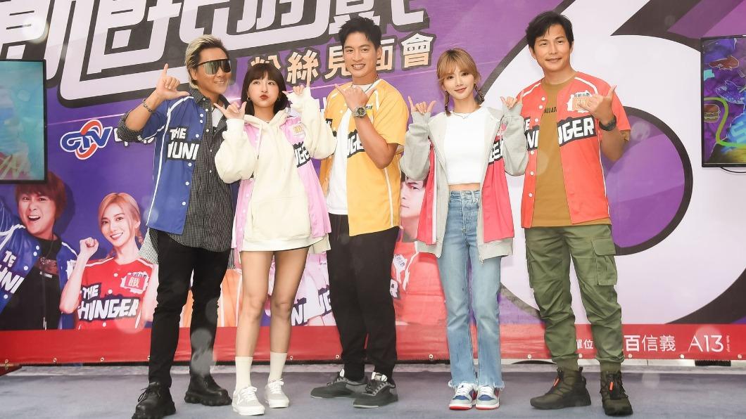 5人感謝粉絲一路支持。（圖／中視提供）
