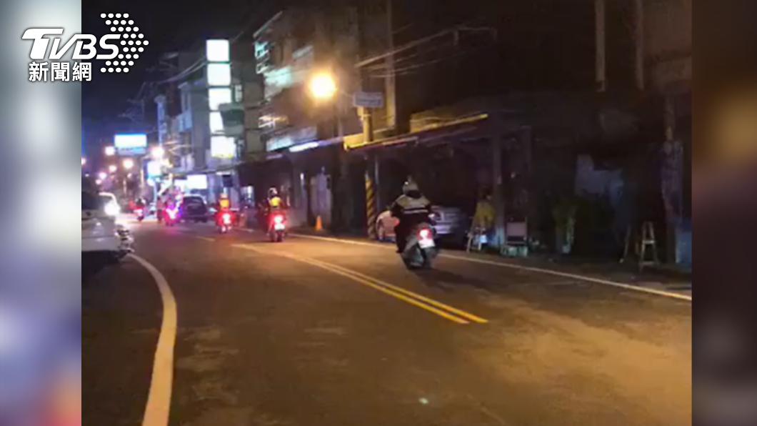 警方出動快打部隊。(圖/TVBS)