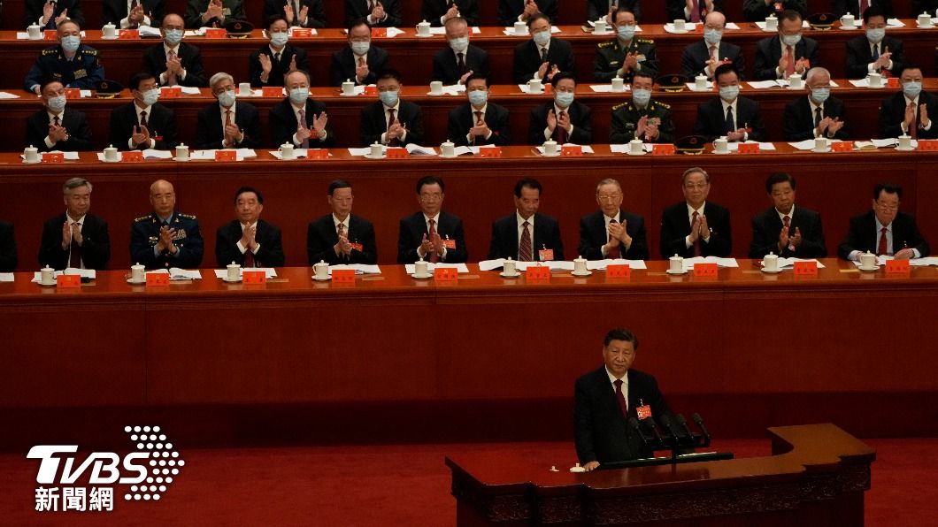 習近平20大稱十年偉大變革 港媒:彰顯功績勝鄧小平