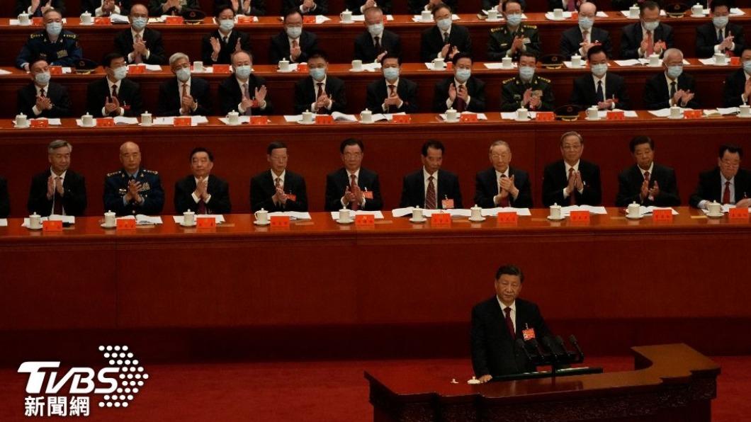 中共二十大今(16)日開幕,中共總書記習近平發表政治報告。(圖/達志影像美聯社)