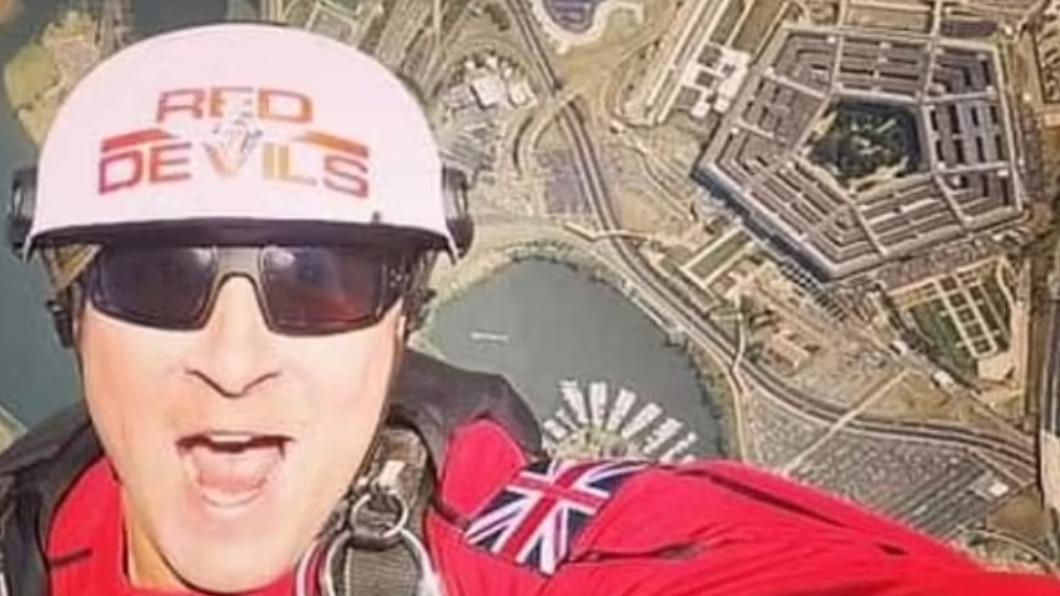 英國「紅惡魔」空降師跳傘意外!中士1千公尺高空急墜慘死