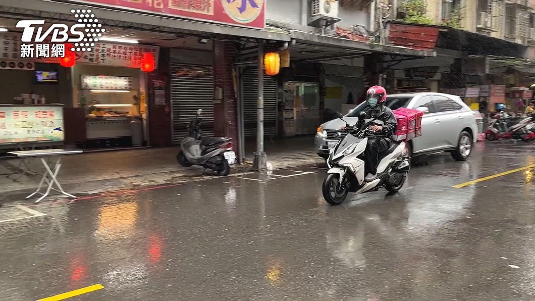 颱風「奈格」最快週日生成!雨彈今晚到 週末2地當心豪雨