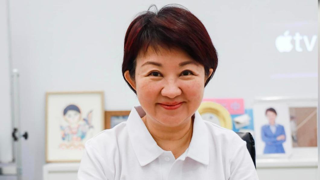 台中市長盧秀燕分享家傳秘方來補血和腦力。(圖/翻攝自盧秀燕臉書)