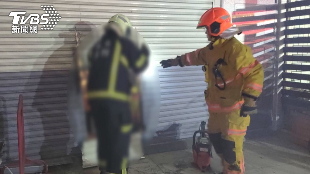 拒法拍屋點交? 警消破門驚見1焦屍1白骨