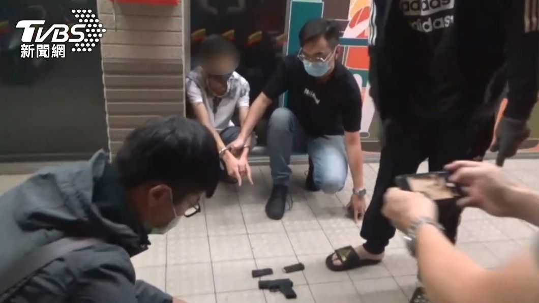 奶粉錢不是這樣賺！台中男賣克拉克改造手槍　還送6子彈