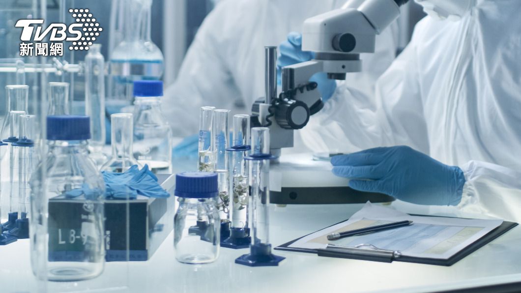 研究改造出致死率80%的新冠病毒株。(示意圖,與當事無關/shutterstock達志影像)