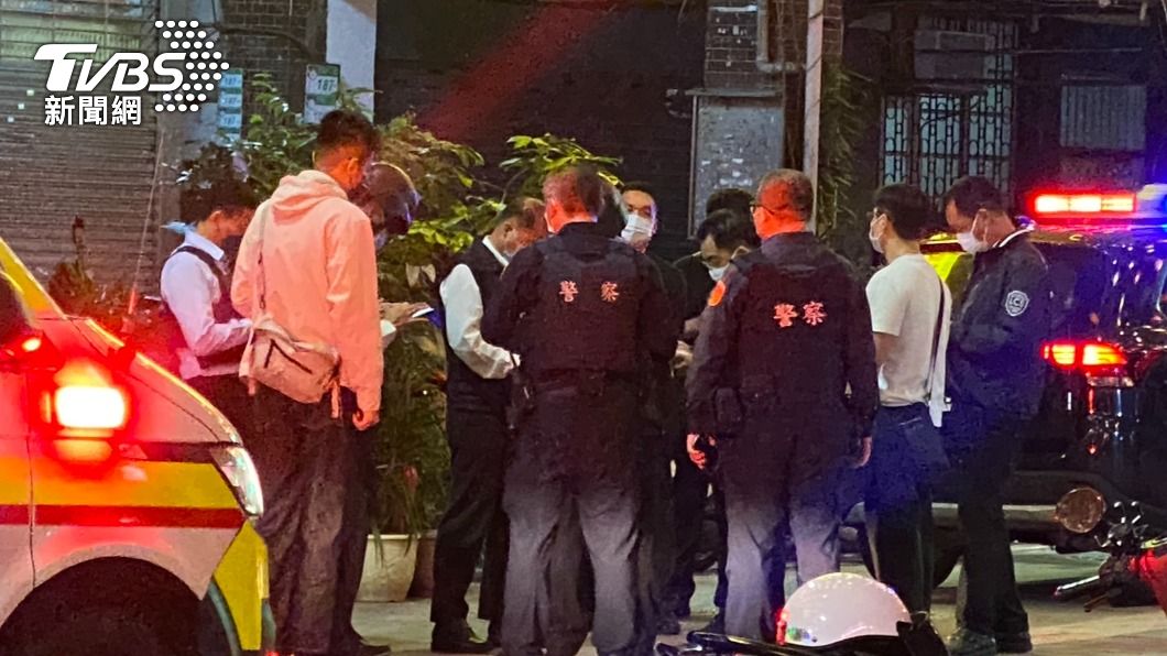 青山宮警匪對峙傳槍響!柯P急斷直播 趕往台大探視傷者