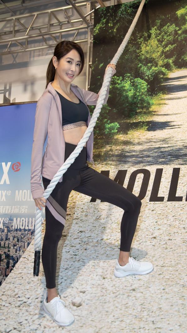 賈永婕的身材維持地相當好。(圖/MOLLIFIX提供)