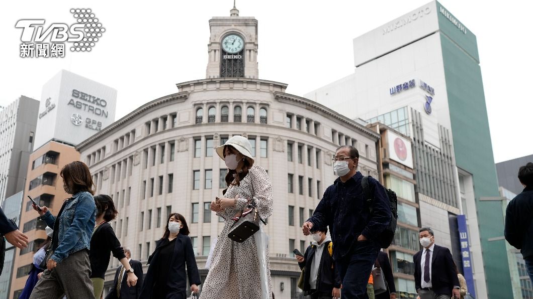 日本央行行長指出，為了達成物價穩定目標，將秉持寬鬆政策。（圖／達志影像美聯社）