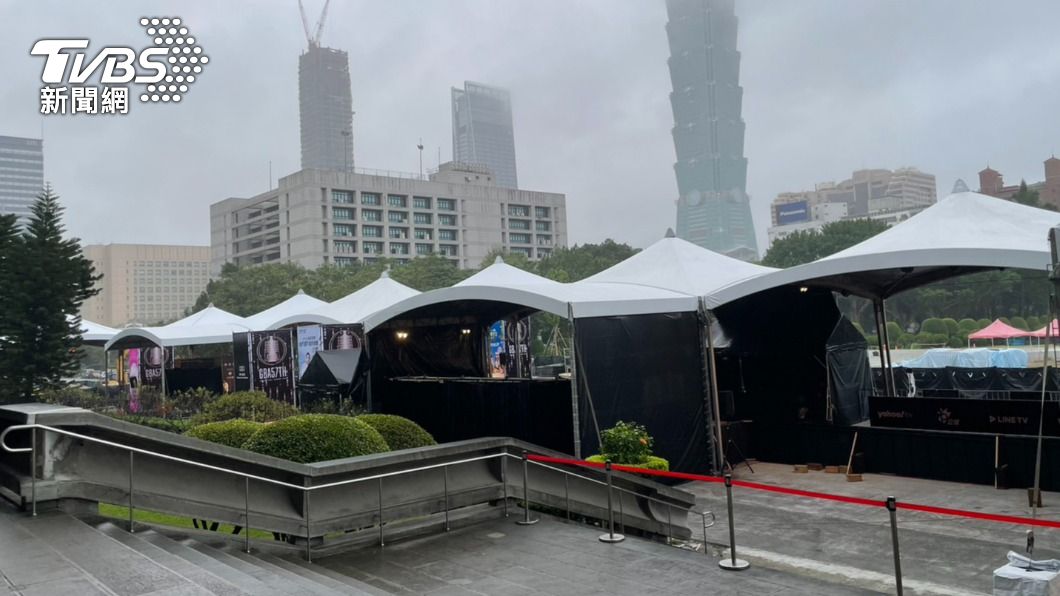 今日陰雨綿綿。（圖／謝佩樺）