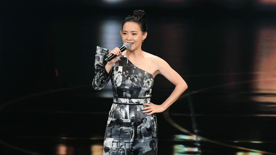 曾寶儀主持被狂讚! 泛淚介紹夏靖庭「好演員沒小角色」逼哭網
