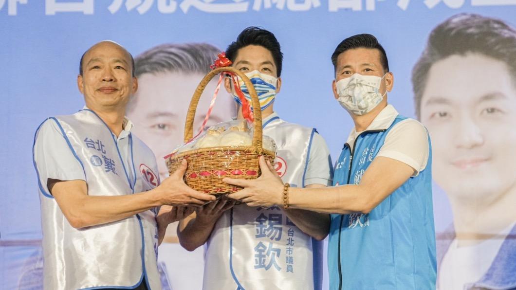 韓國瑜同框蔣萬安大讚誠懇、勤勞 狂酸陳時中「愈選愈苦」