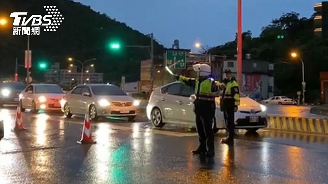 在市區容易讓駕車過程受到阻礙。(圖/TVBS)