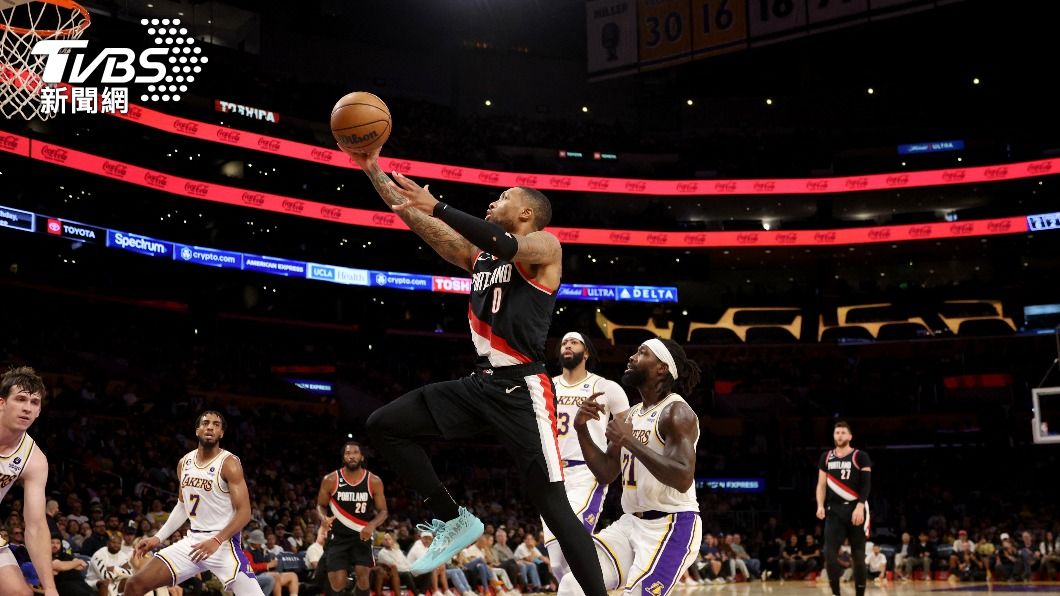 NBA拓荒者里拉德狂轟41分 賞湖人開季3連敗