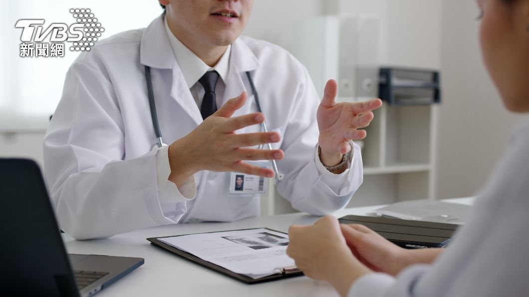 醫師檢查後發現，女童的內臟呈現180度反轉。（示意圖／shutterstock達志影像）
