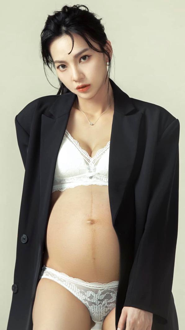 莉婭被醫生誇讚生產很快速。(圖/翻攝自陳緗妮臉書)