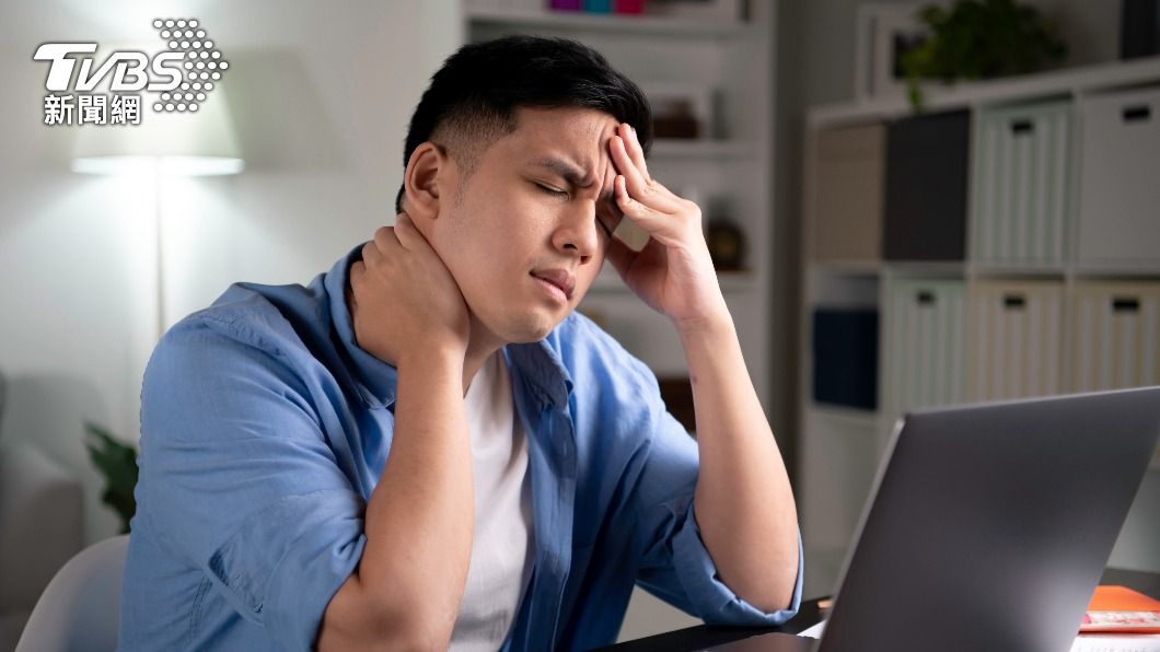 高強度工作的人要更加留意自己身體健康。(示意圖/shutterstock達志影像)
