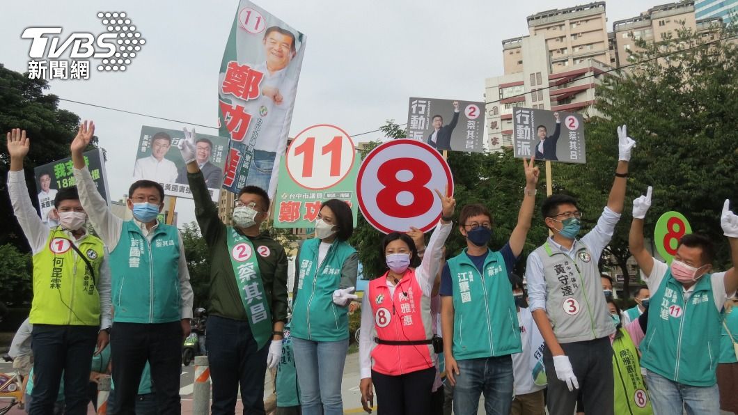 蔡其昌率議員路口拜票 拉抬基本盤全面升溫台中選情