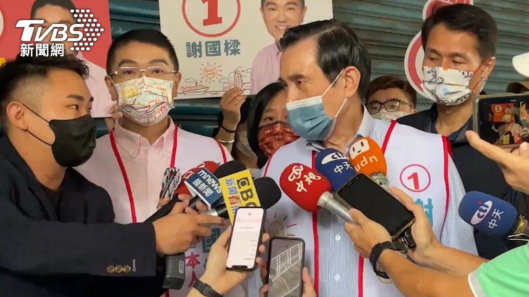馬英九受訪時表示自己不回應曹興誠相關言論。（圖／TVBS）