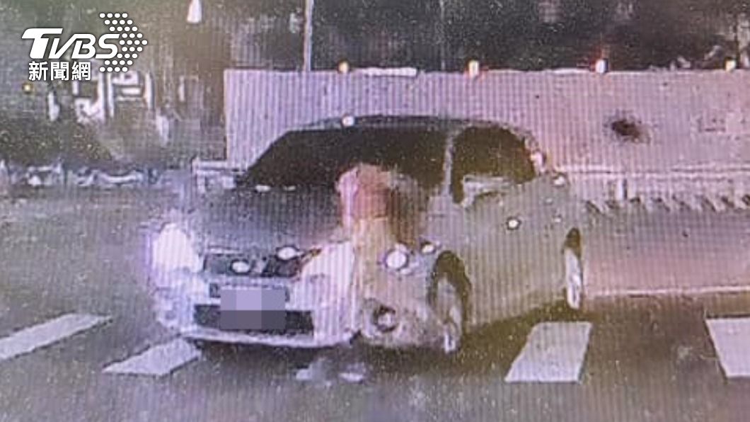 嚇!新竹7歲男童「奔跑過斑馬線」 慘遭左轉車撞飛滾地