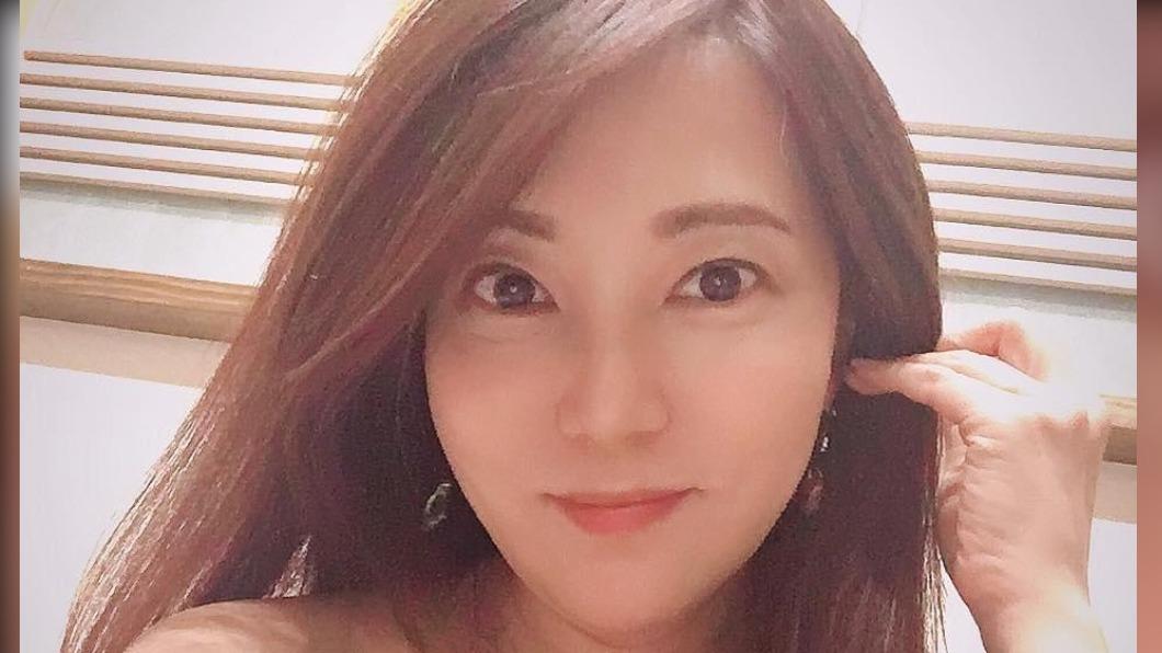 張瑞玲最放不下2隻貓女兒。(圖/翻攝自張瑞玲臉書)