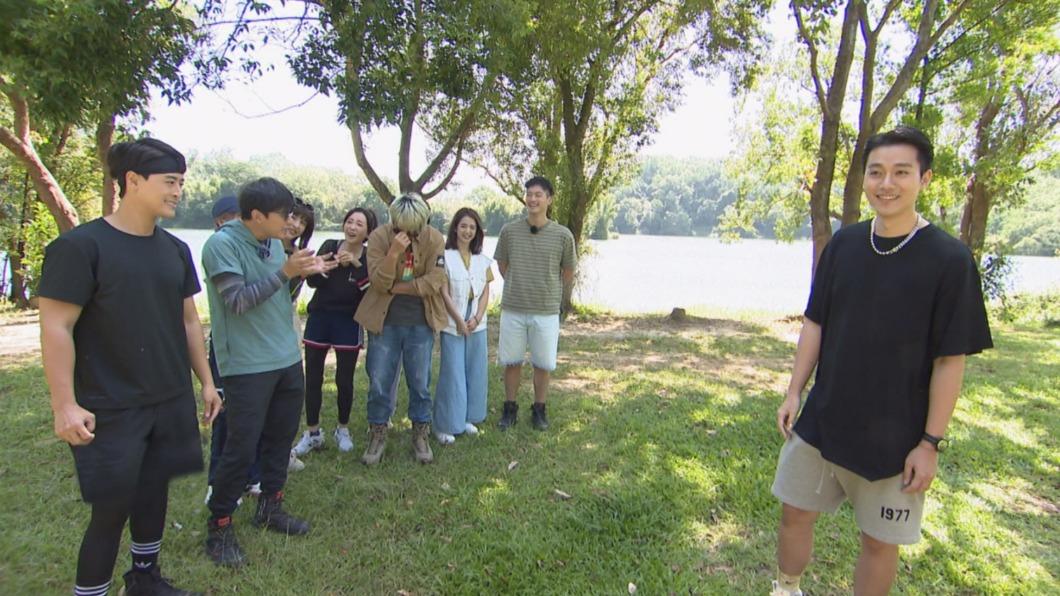 李唯楓（右1）分組時沒被選。（圖／中視提供）