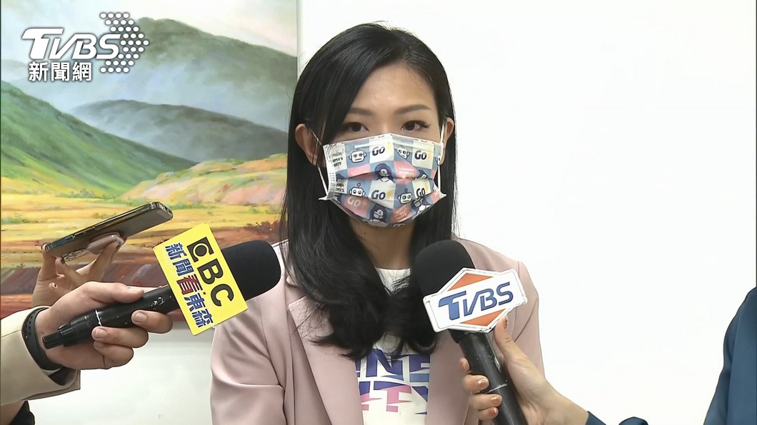 爆高虹安男友31歲擁3房出租 四叉貓酸:居住正義