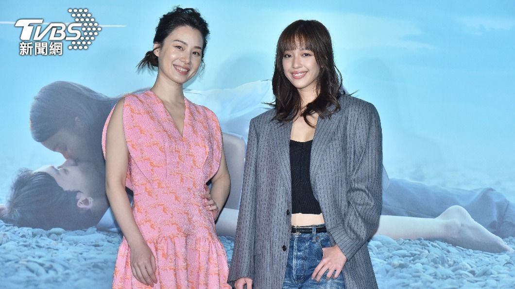 許乃涵、王渝萱（右）演出母女。（圖／梁恩誌攝）