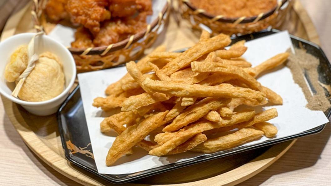 即日起至12/15在於FB或IG打卡完成指定任務，就能免費吃酥炸魚薯條！（圖／翻攝自花露露の花花世界）