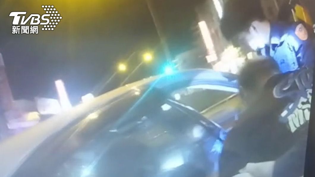 又有警察受傷!他遭毒蟲開車拖行慘斷腿 警開6槍逮人
