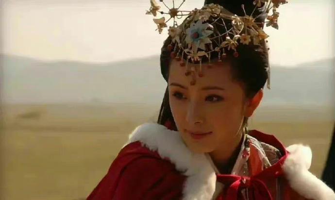 楊冪飾演王昭君的絕美劇照。(圖/翻攝自娛情娛心娛你微博)