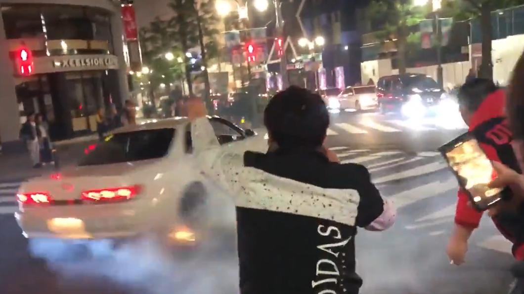 有片/無視梨泰院 澀谷駕駛大甩尾 網:以為拍玩命關頭嗎