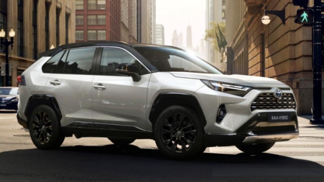 在休旅車非常熱門的情況下,全球銷售第一的車款是Toyota RAV4。(圖/翻攝自Toyota)