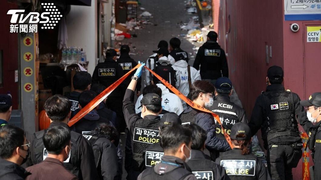 梨泰院日前發生踩踏死傷意外。(圖/達志影像路透社)