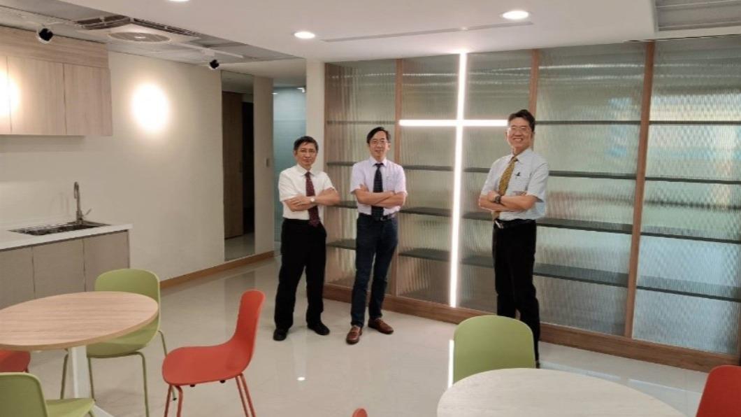 榮中禮拜堂以全新開放空間歡迎鄰里居民到訪。（圖／榮中禮拜堂提供）