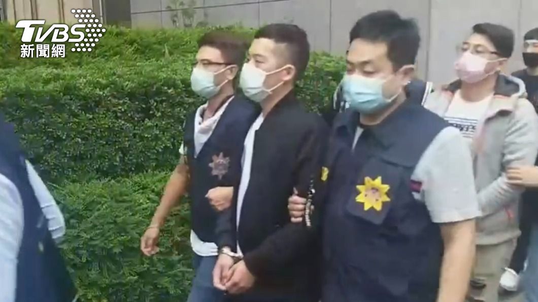 鄧姓主嫌遭送辦。（圖／TVBS）
