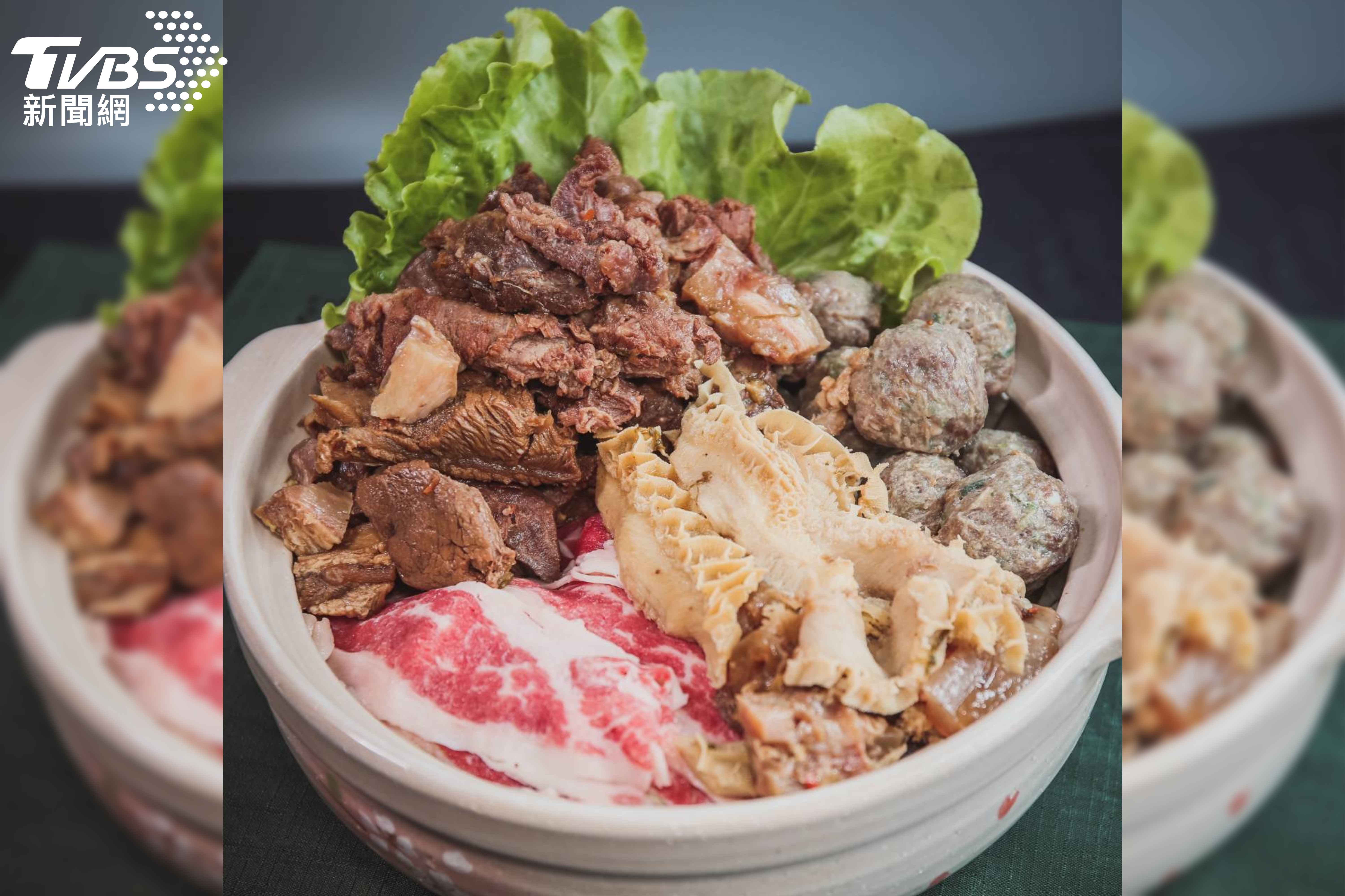 《食尚玩家購物網》【友蘭食作坊】牛肉超載鍋原價988元,優惠價869元。(圖_TVBS提供)