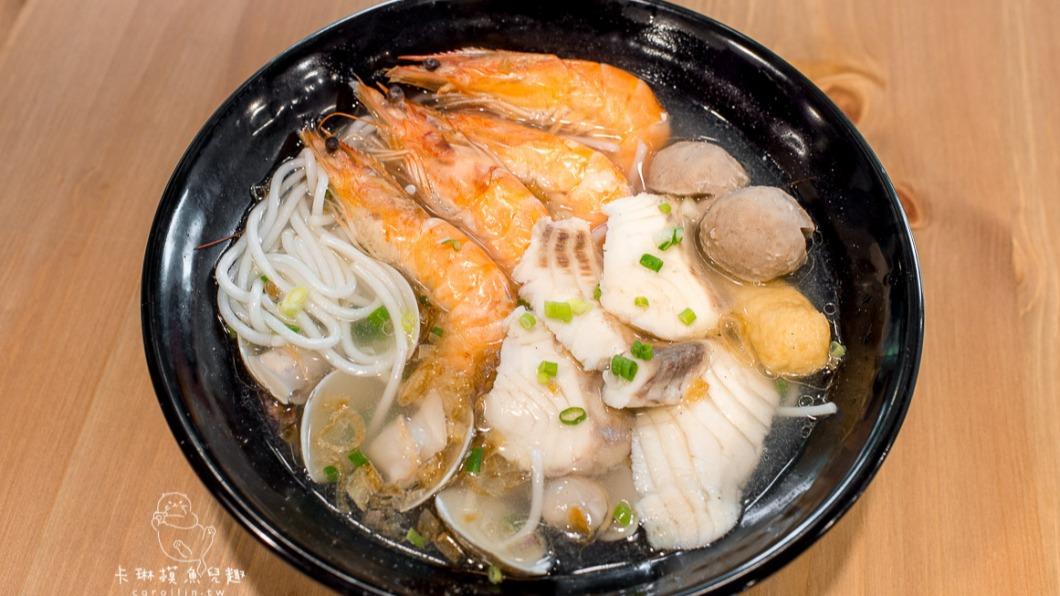 海鮮越南米線(130元),誠意滿滿的海鮮,CP值很高。(圖/卡琳。摸魚兒趣提供)