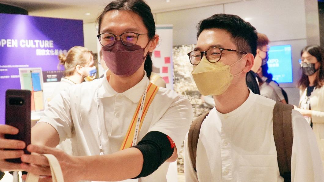 香港前立法會議員羅冠聰今(3日)出席奧斯陸自由論壇(OFF)。(圖/區國強攝)