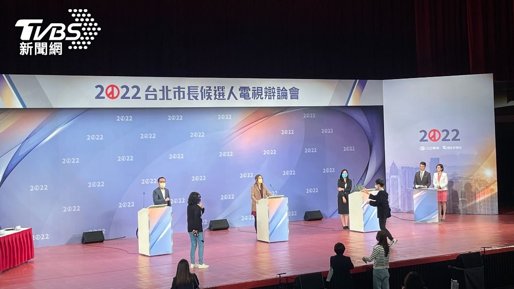 北市長辯論/分身彩排先開戰 身高、握手細節都計較