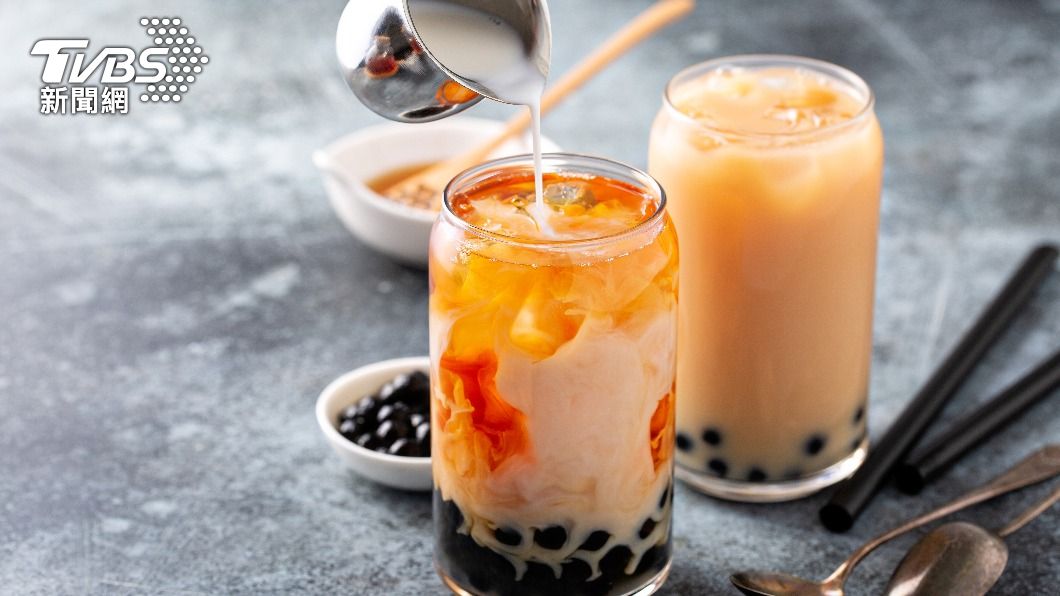 女「喝冰奶茶+炸物」半夜胃痛!上半身動不了 醫洩病因