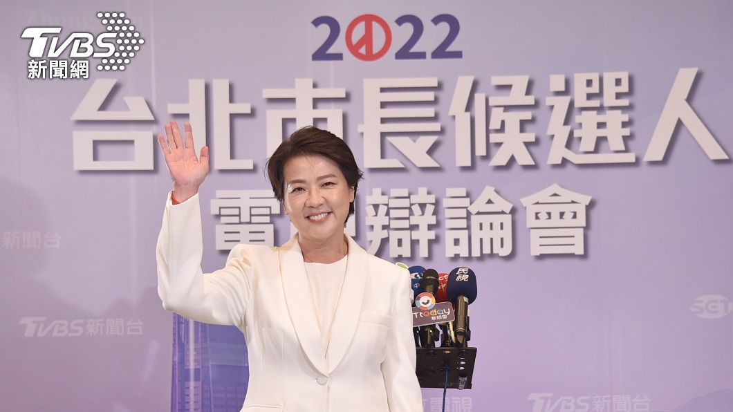 黃珊珊答覆,大巨蛋案是國民黨弊案、柯文哲市府善後、民進黨政府卡關。(圖/TVBS)