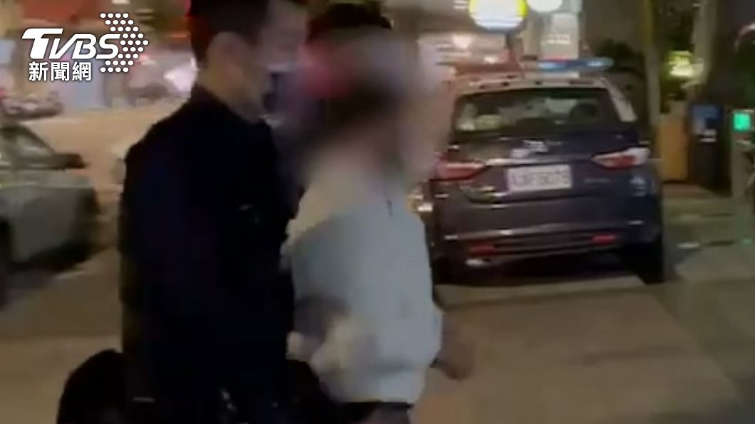 竊嫌遭警方送辦。(圖/TVBS)