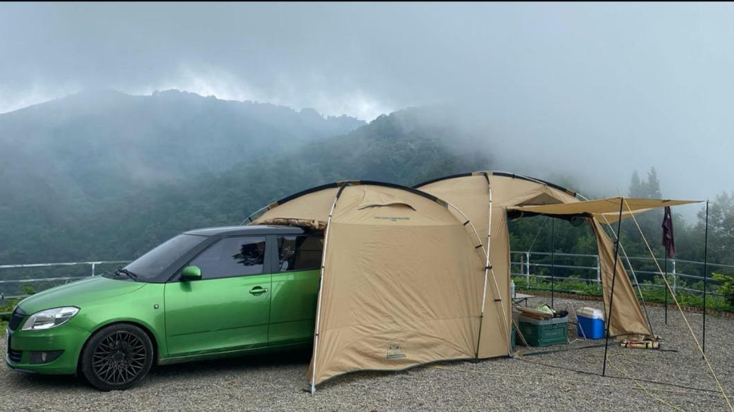 李運慶所擁有的車款為Škoda所推出的掀背小車Fabia。(圖/翻攝自李運慶臉書)